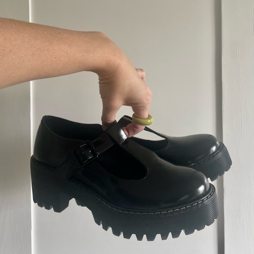 Steve Madden platform mary janes